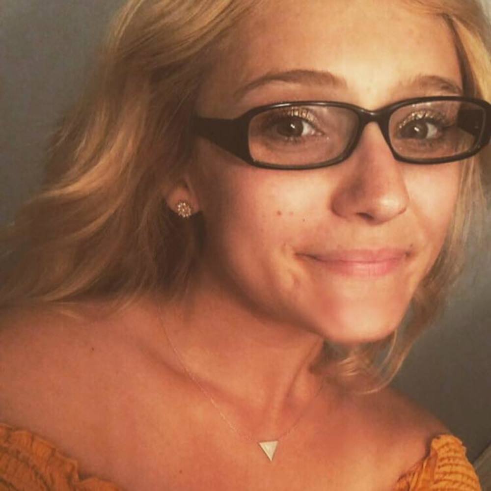 Meet your Posher, Amanda